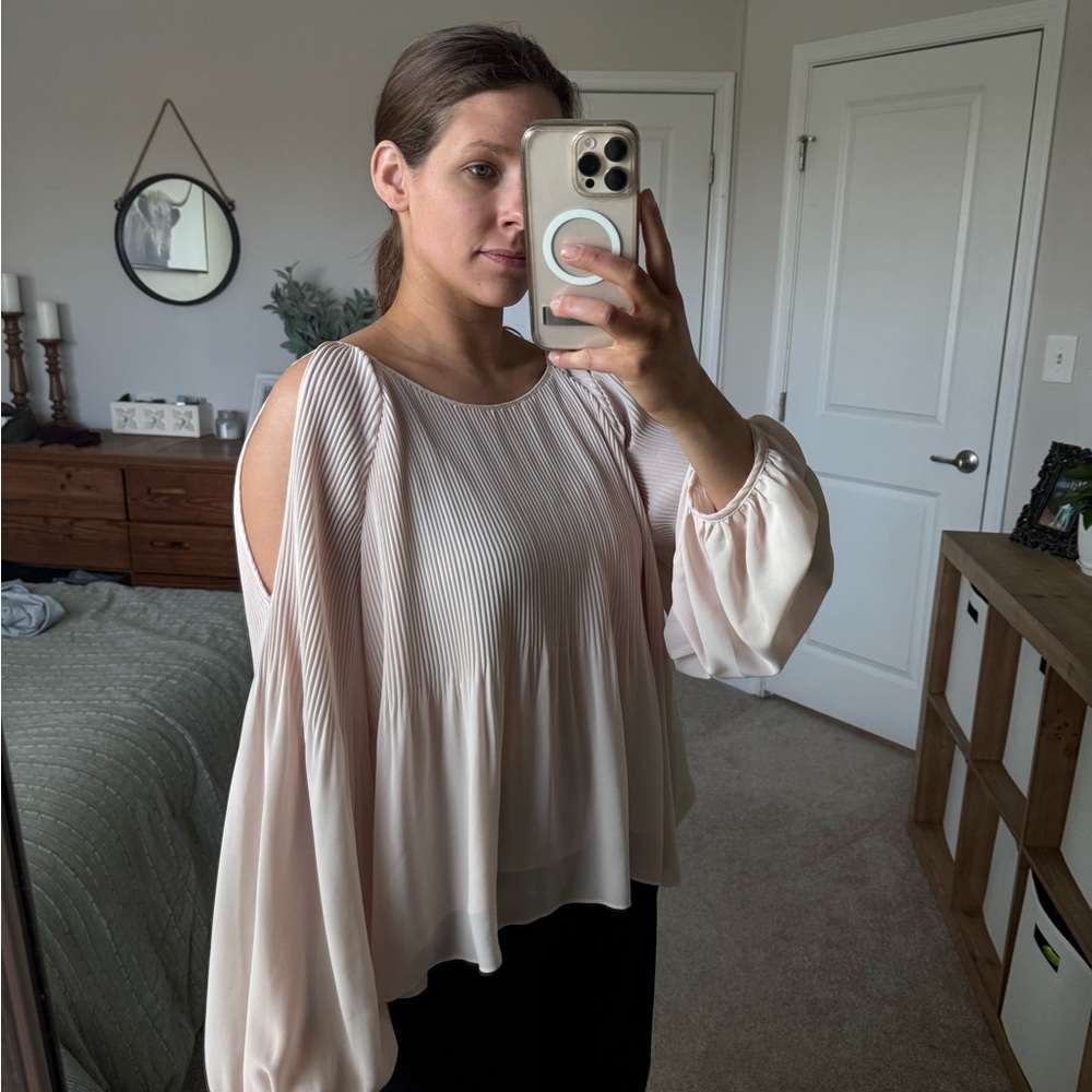 Astr Light Pink Pleated Blouse